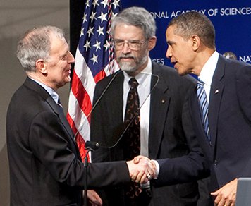 Ralph Cicerone (left) shaking hands with President Barack Obama